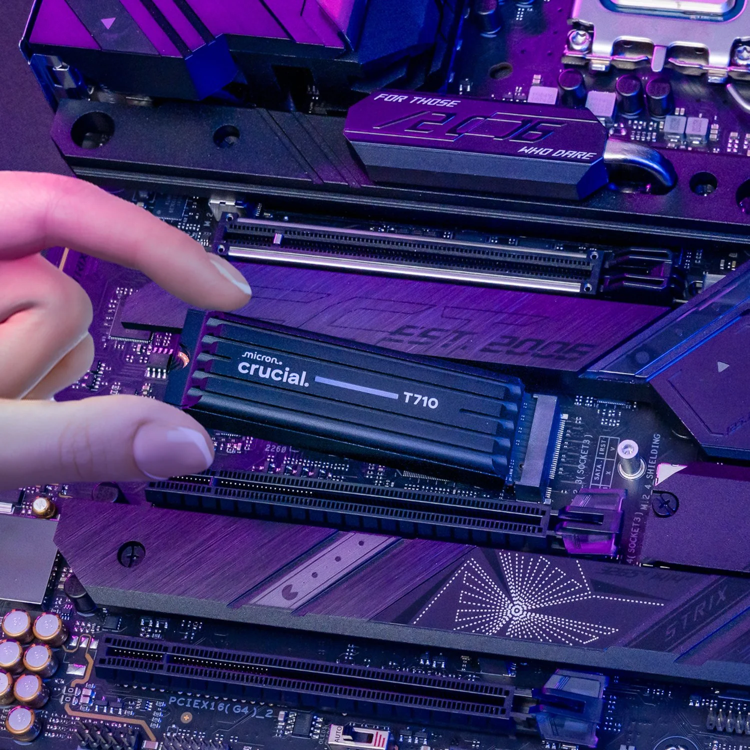 Crucial T710 1TB M.2 NVMe Gen5 NAND SSD with Heatsink - Image 4