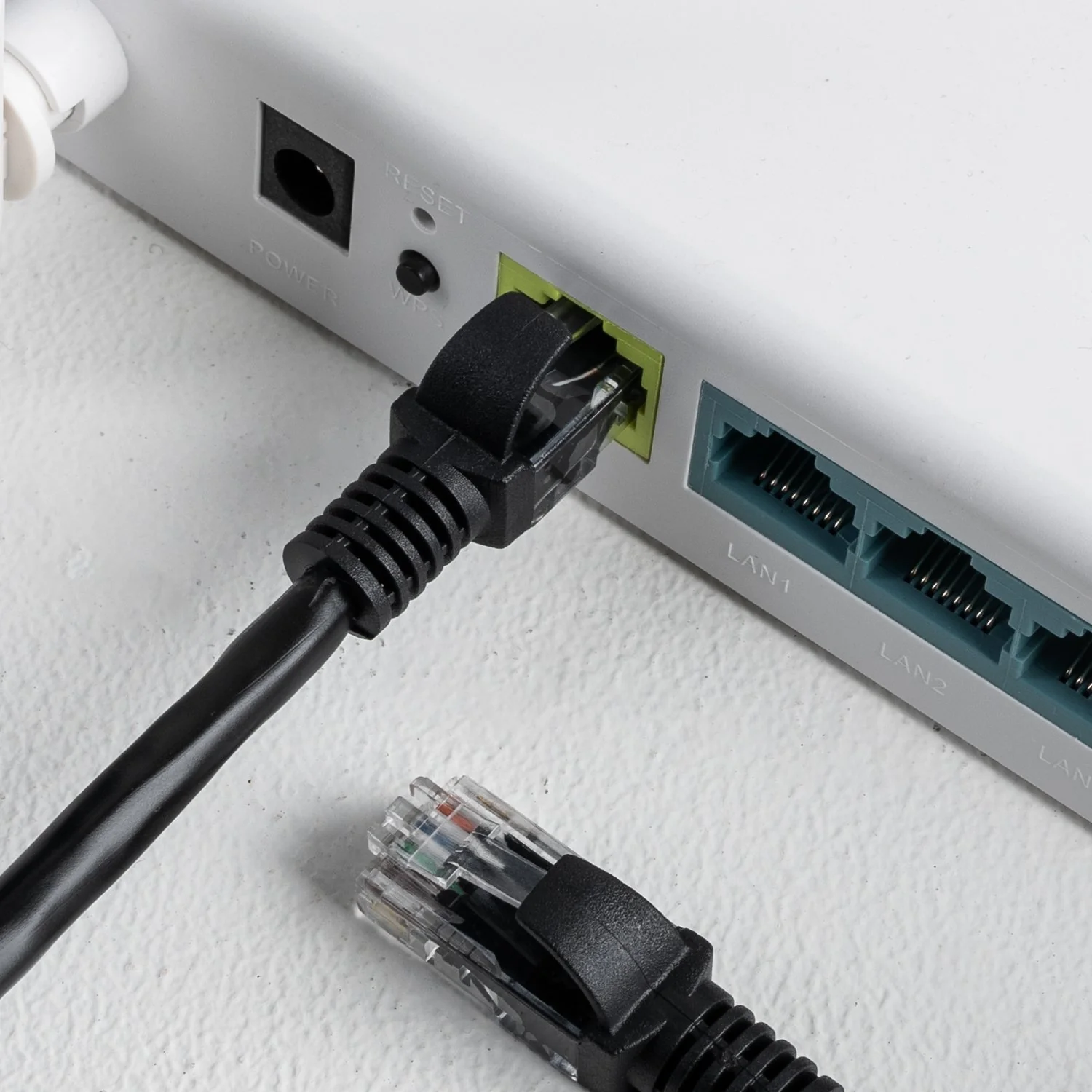Gizzu Cat6 UTP Fly Lead Ethernet Network Cable 20cm - Black - Image 2