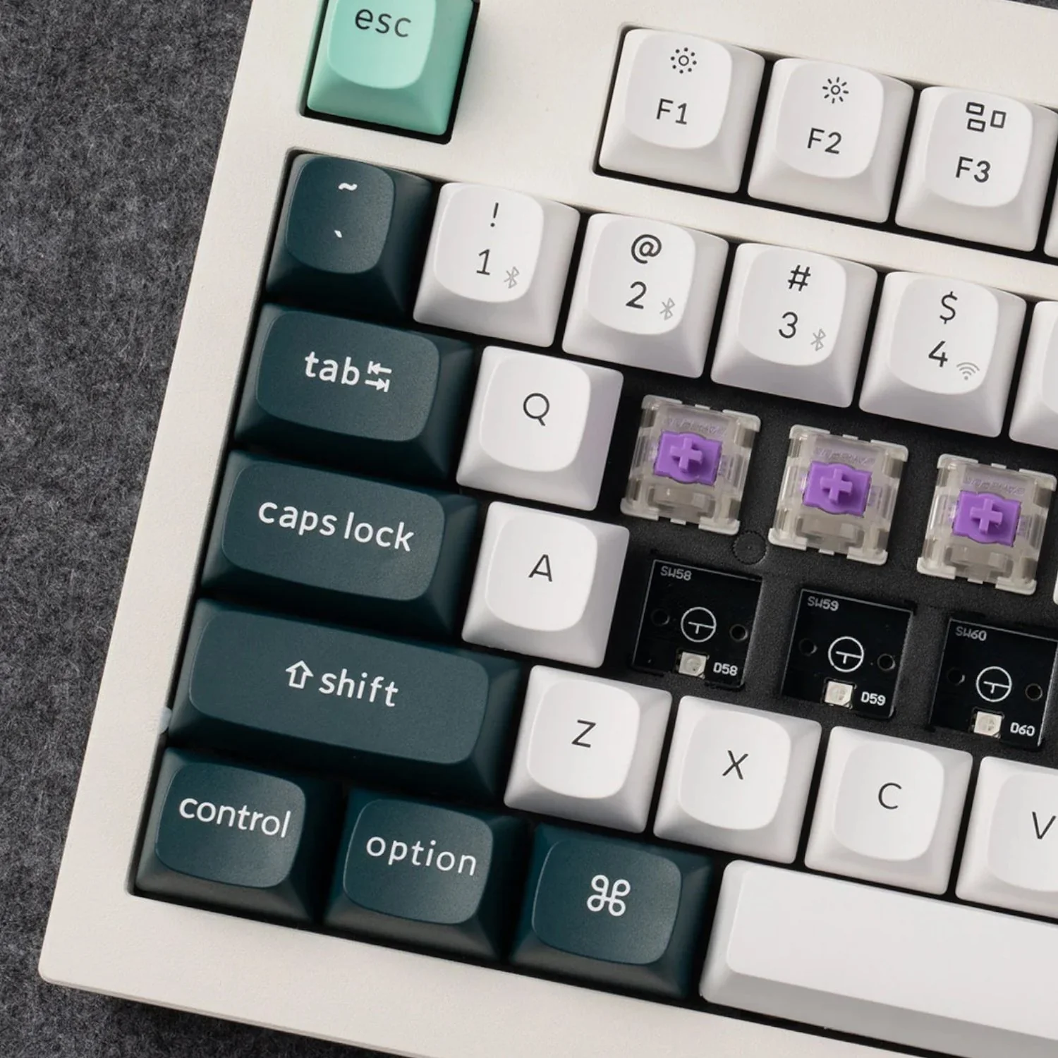 Keychron Q3 HE QMK 80% Wireless Custom Mechanical Keyboard (Nebula Switch) - Shell White - Image 4