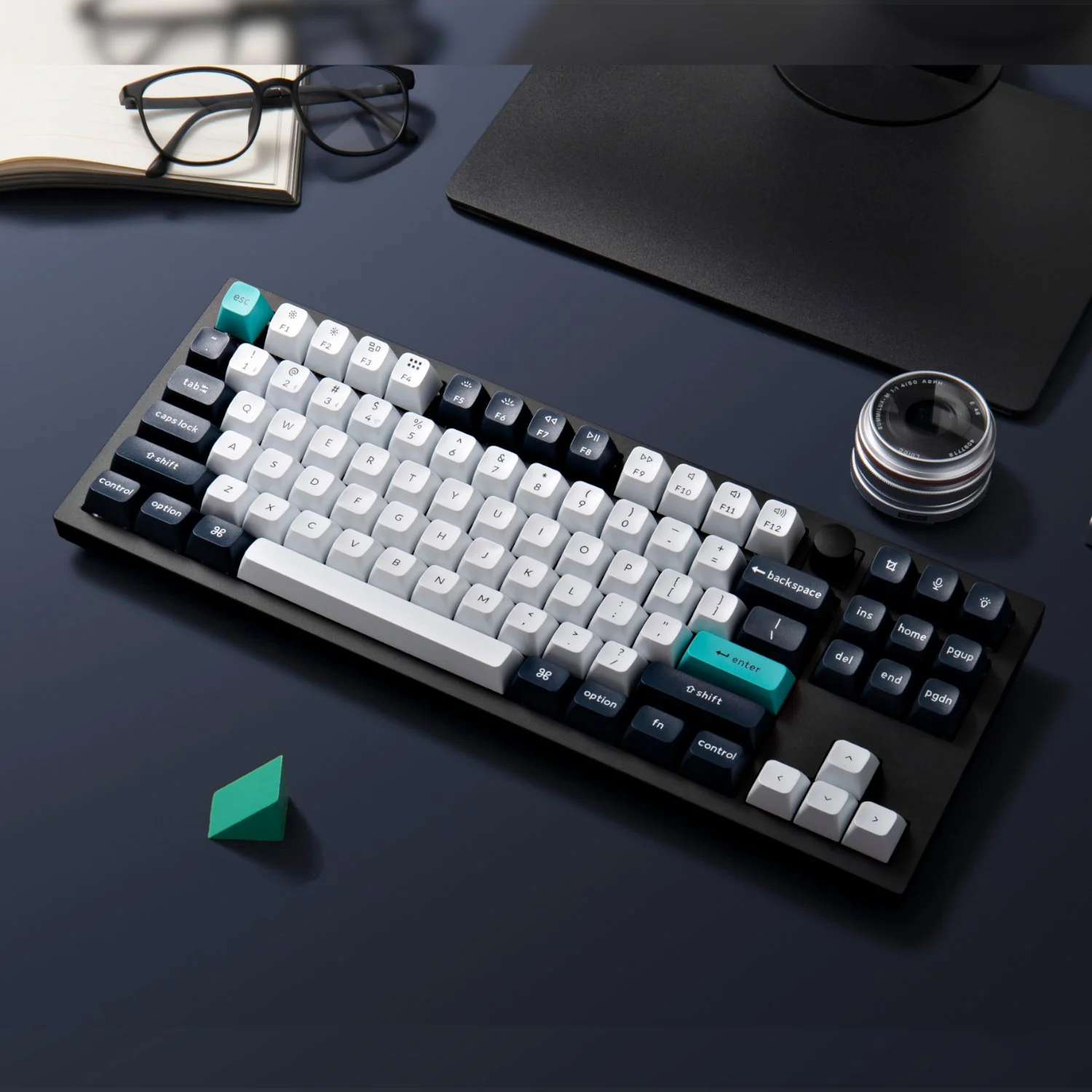 Keychron Q3 Max QMK/VIA 80% Wireless Custom Mechanical Keyboard (Banana Switch) - Carbon Black - Image 3
