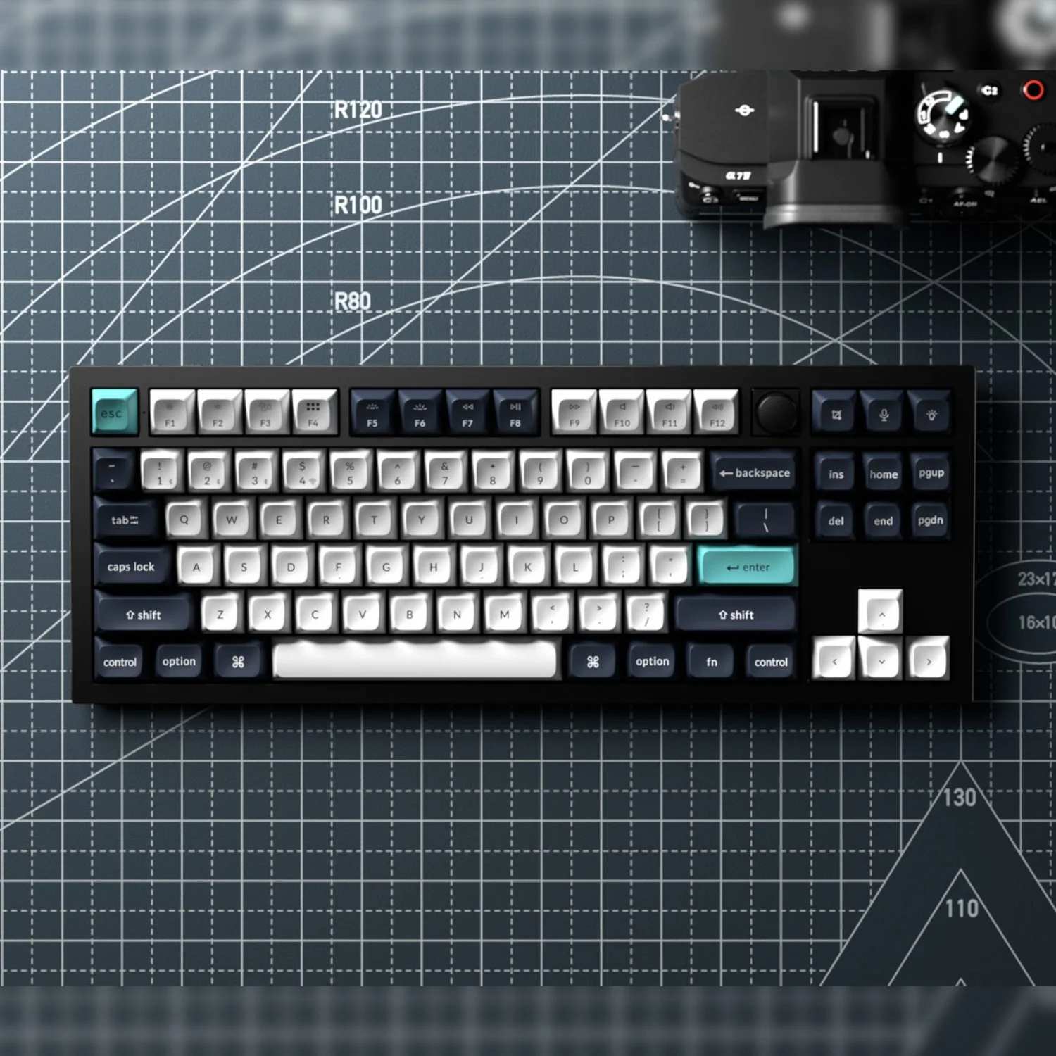Keychron Q3 Max QMK/VIA 80% Wireless Custom Mechanical Keyboard (Banana Switch) - Carbon Black - Image 4