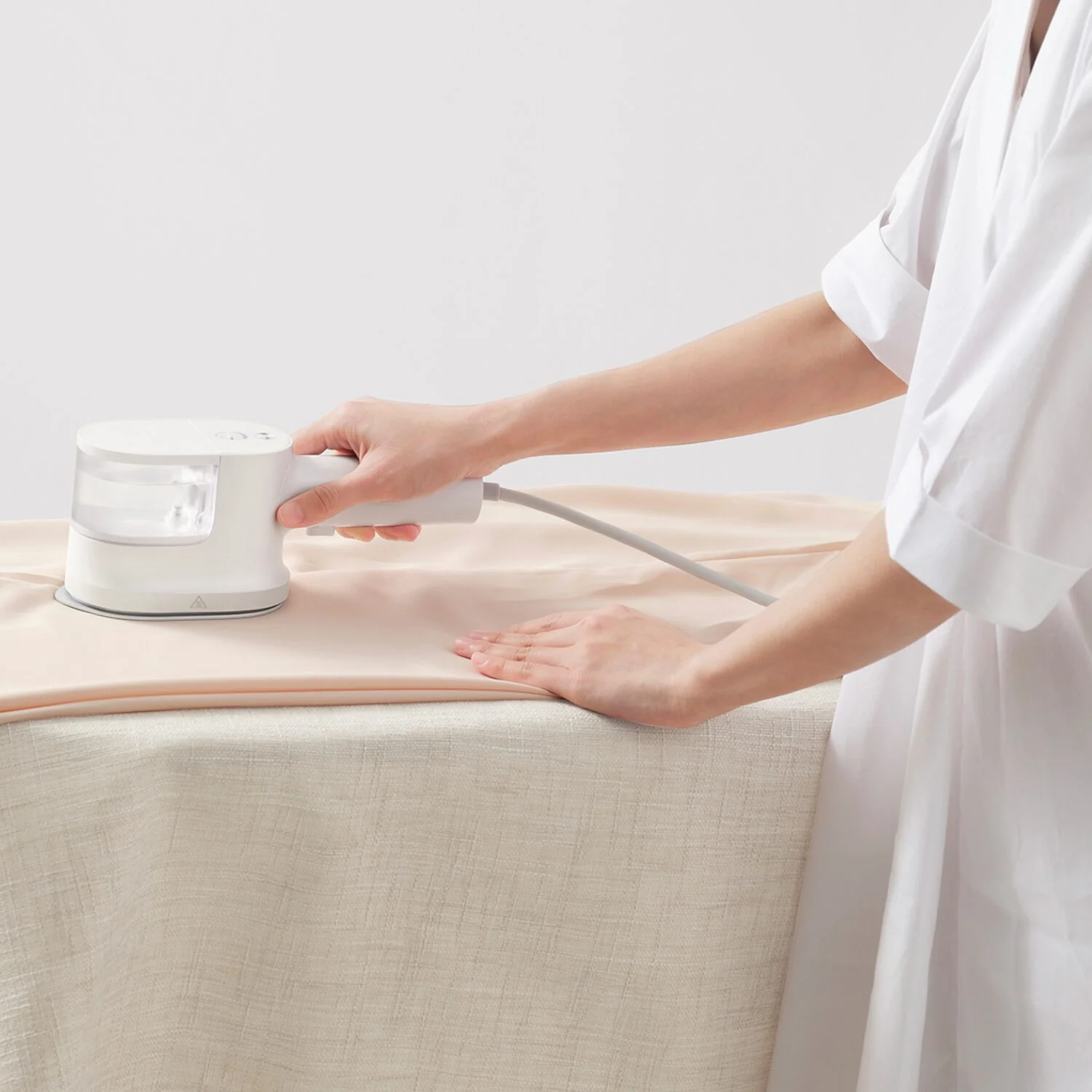 Xiaomi Handheld Garment Steamer (160ml, 1300W, 2-in-1 Design) - Image 6