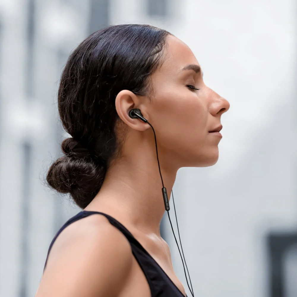 Xiaomi In-Ear Headphones Type C - Black - Image 4